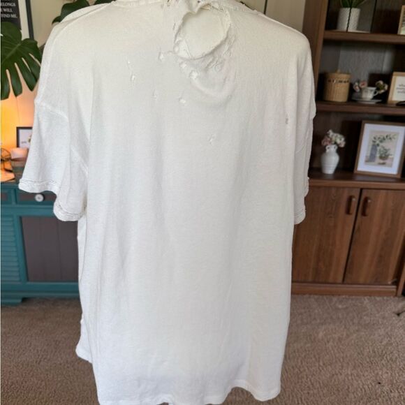 Free People - We The Free - Women’s Ivory Ripped Short Sleeved Tee - XS - Picture 4 of 8